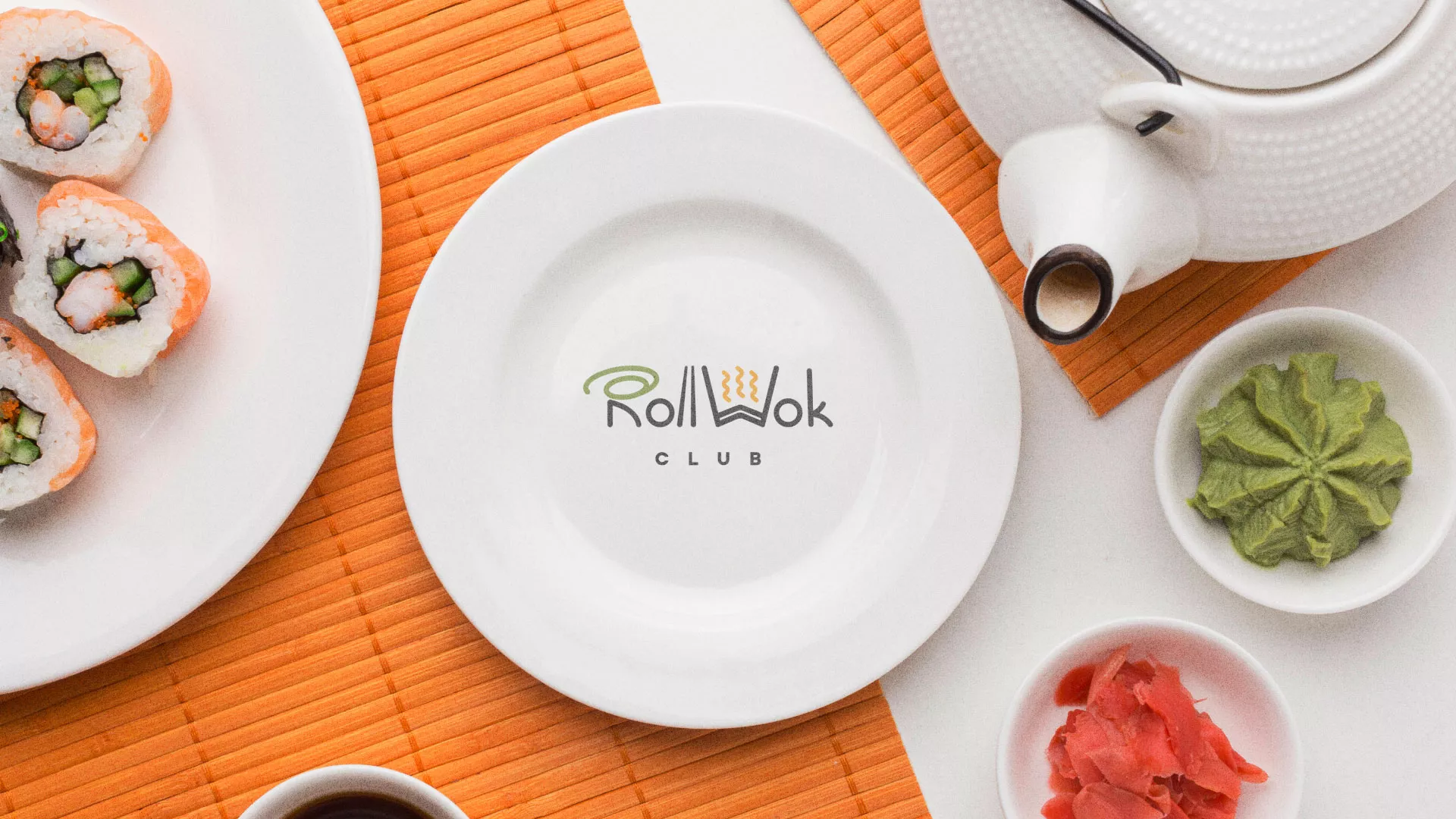 Разработка логотипа и фирменного стиля суши-бара «Roll Wok Club» в Егорьевске